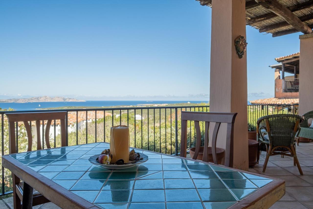 Appartamento Vista Mare 3 Min Porto Cervo 리시아 디 바카 외부 사진