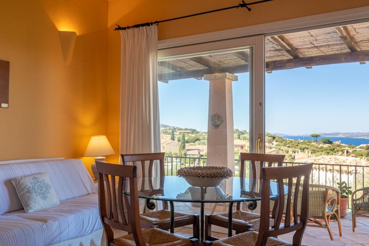 Appartamento Vista Mare 3 Min Porto Cervo 리시아 디 바카 외부 사진